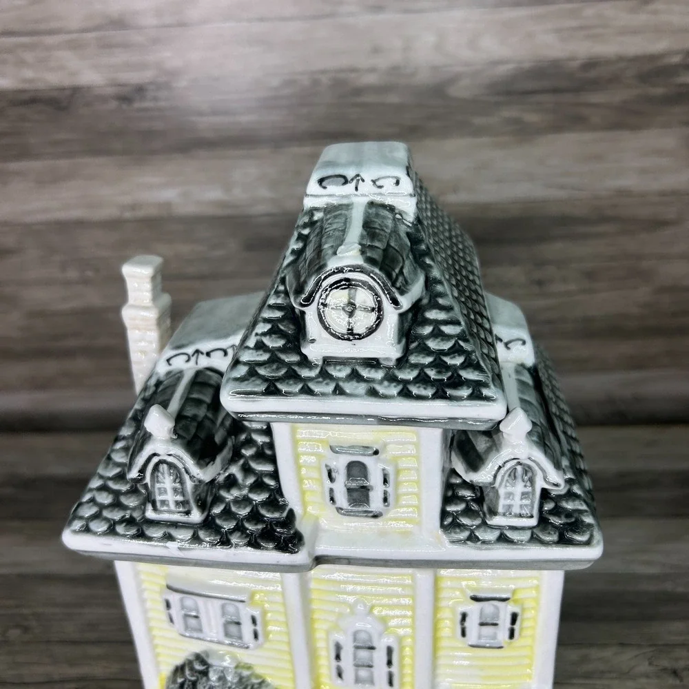 Vintage‎ Victorian House Cookie Jar Yellow Gray Roof Ceramic